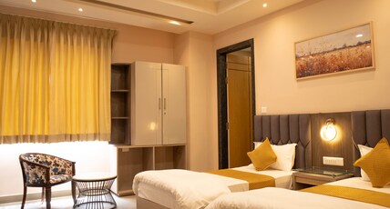 THE WHITE ROOTS Room Type - Executive Room With Lake View