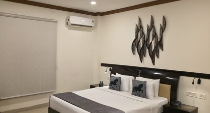 Pink Pearl Hotel By Chokhi Dhani Room Type - Executive Room