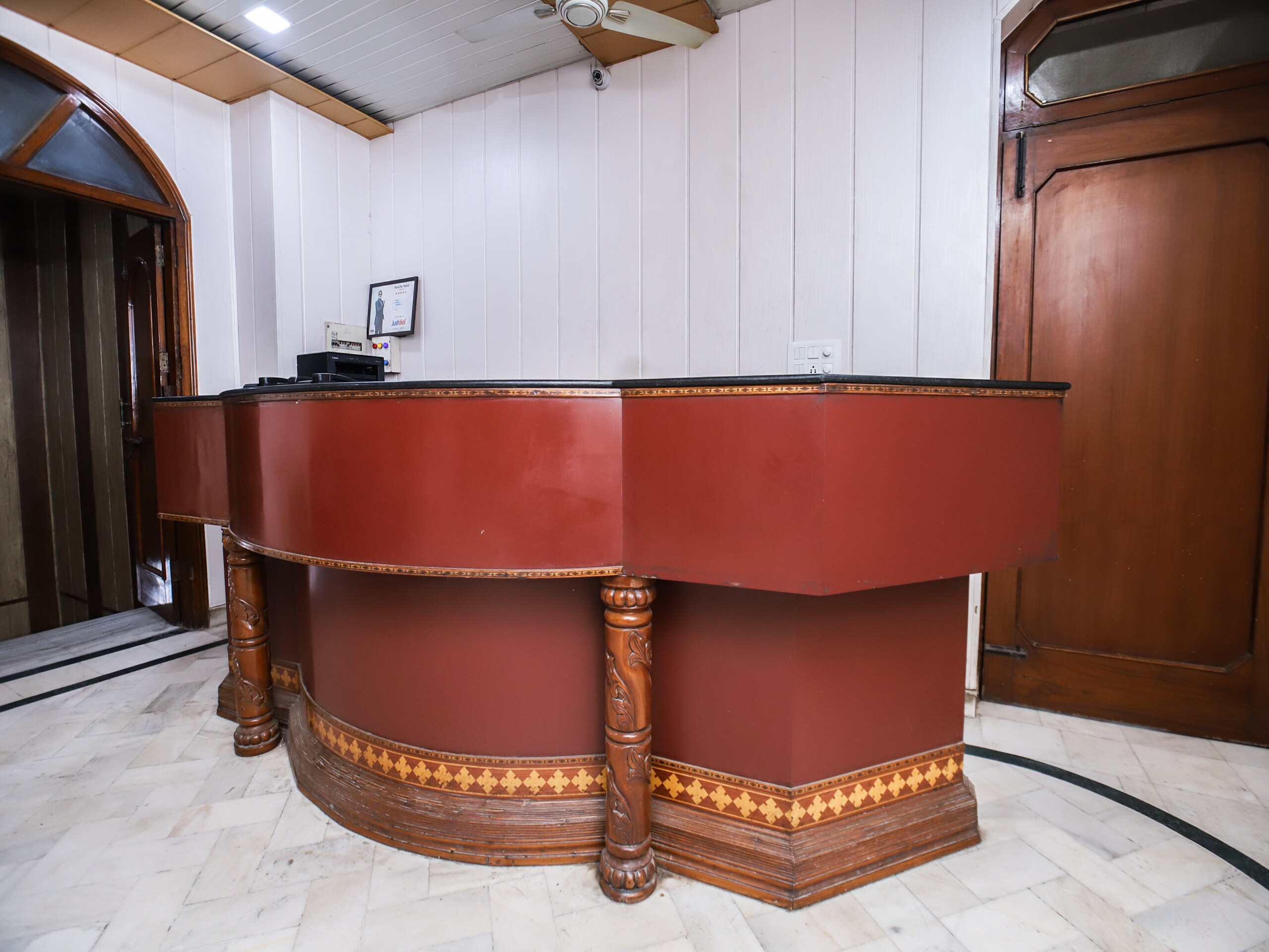 Hotel Kwality - Tap to explore photos