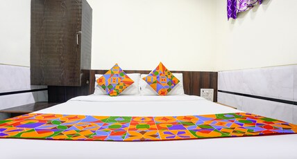 FabHotel Sion Residency Room Type - Deluxe Room