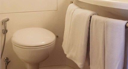 IBIS PADANG Room Type - Deluxe Twin Ocean View