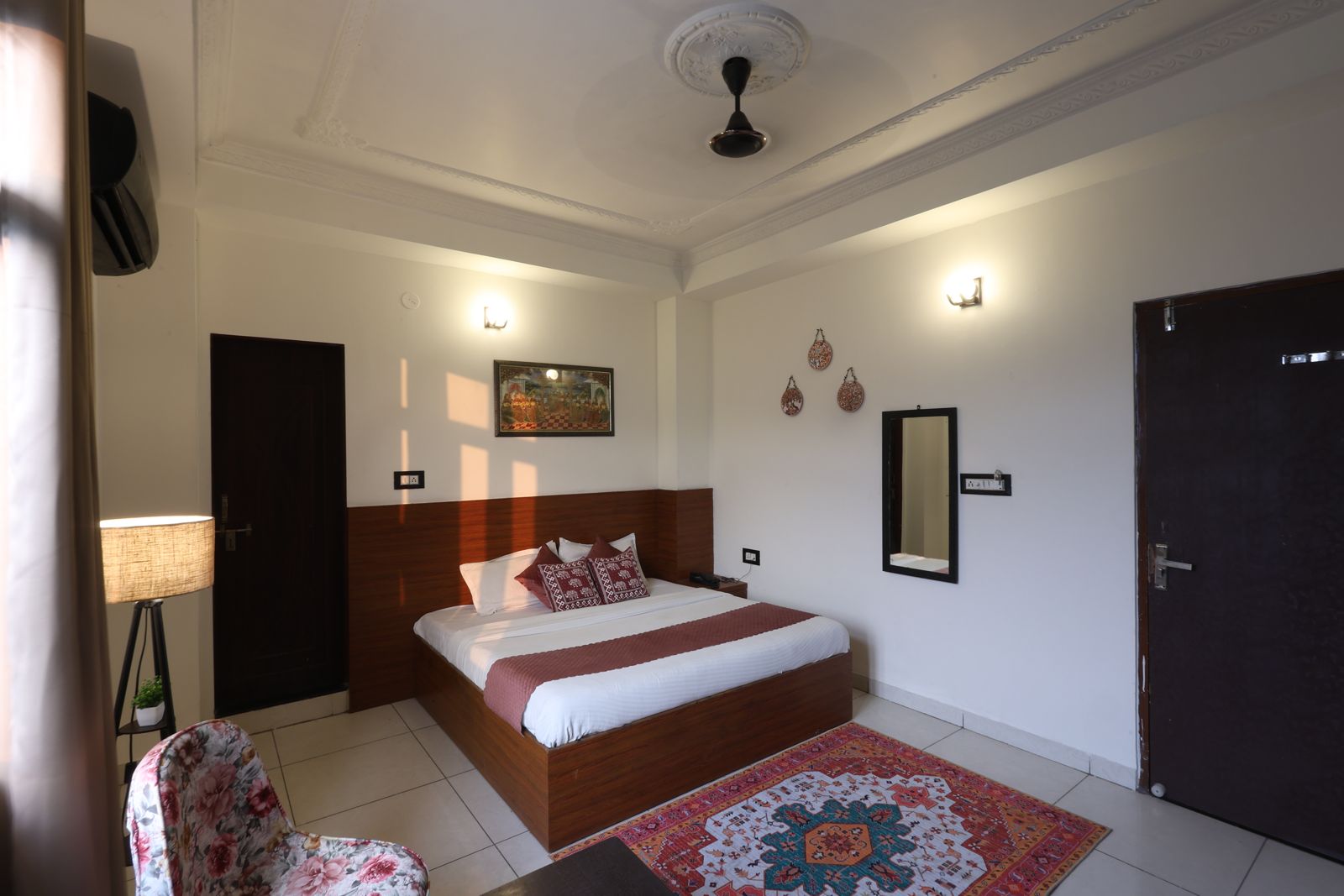 Hotel Amarah - Tap to explore photos