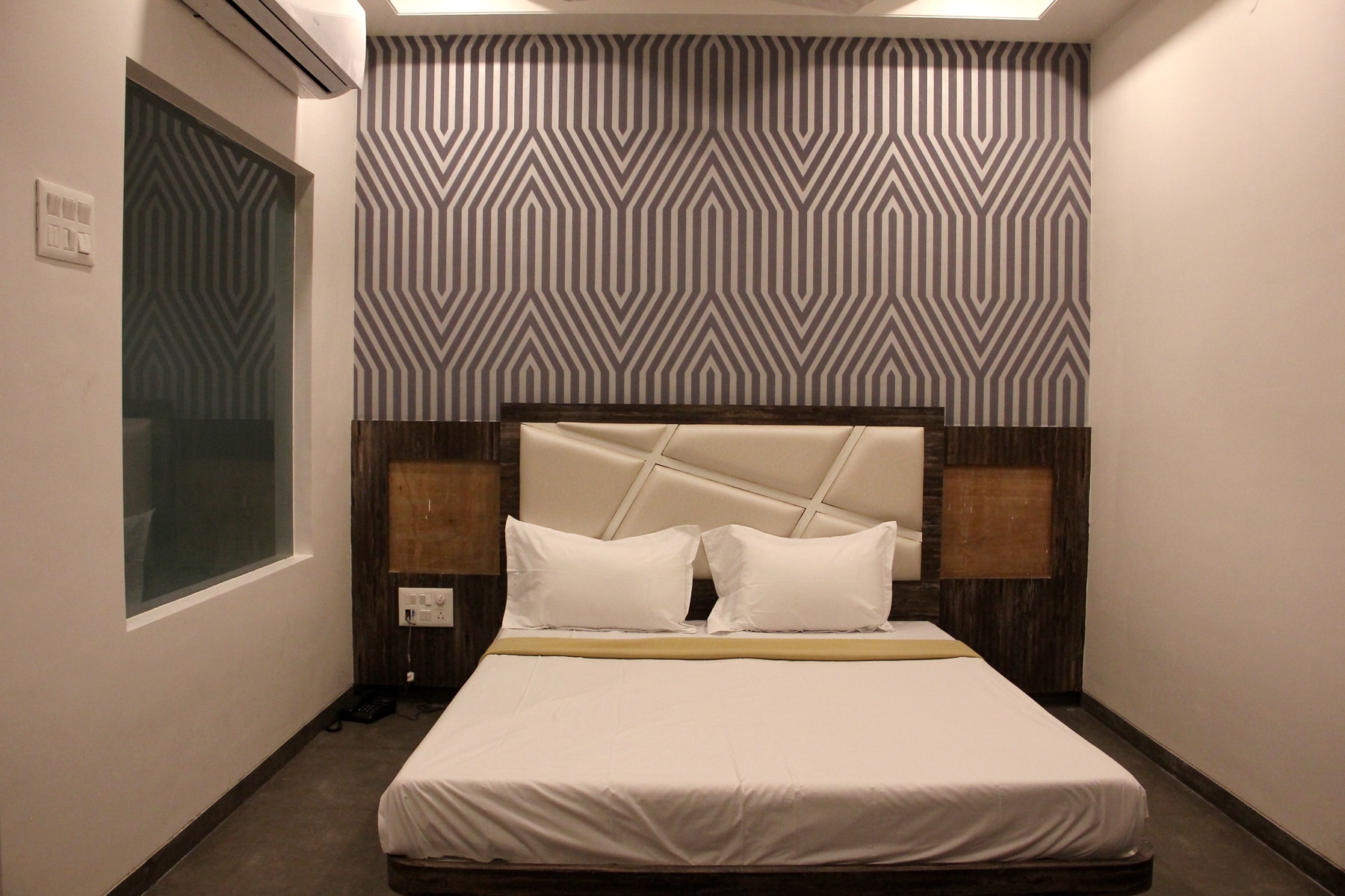 Hotel Vrinda - Tap to explore photos
