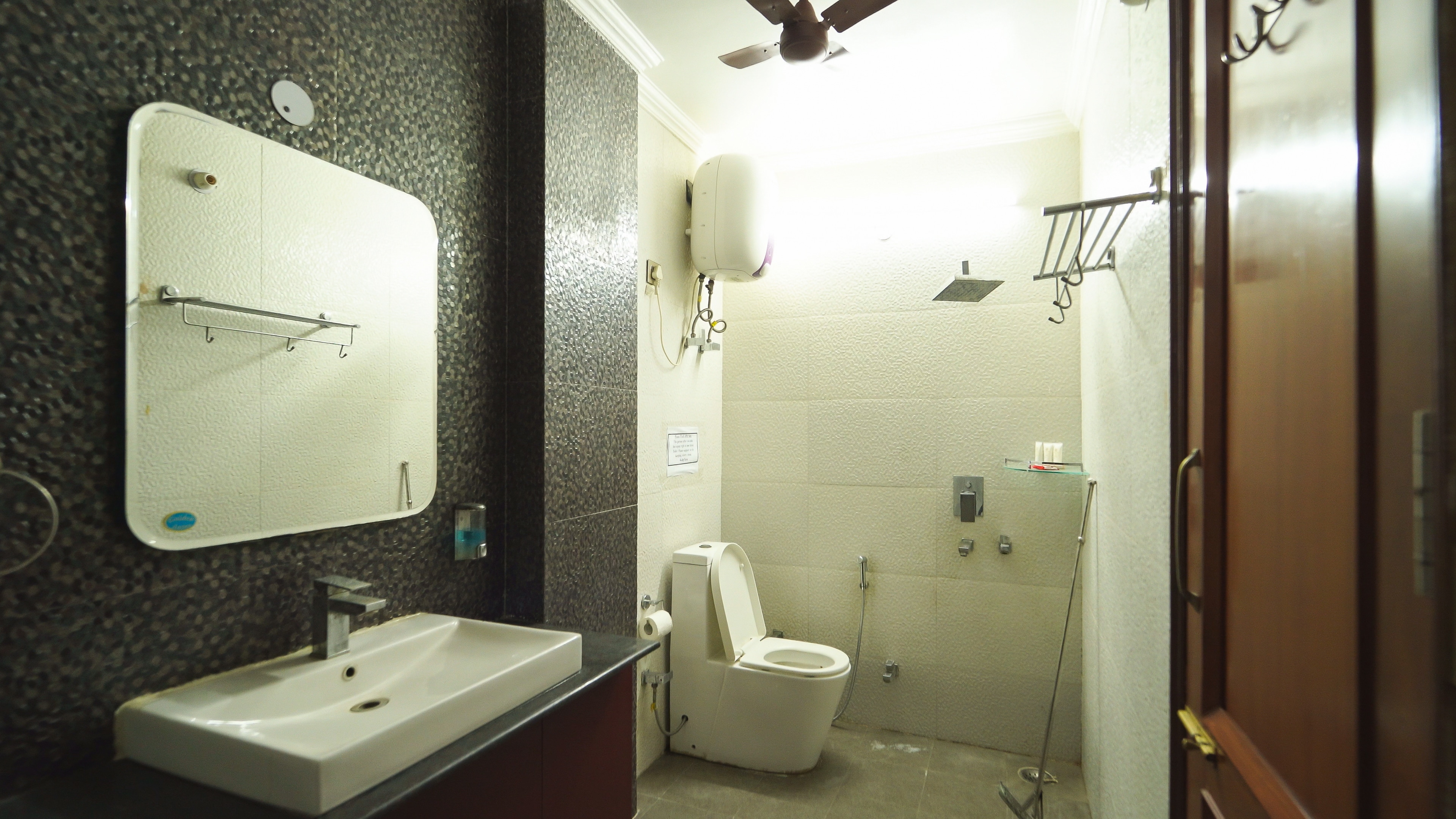 Kalptaru Homestay - Tap to explore photos
