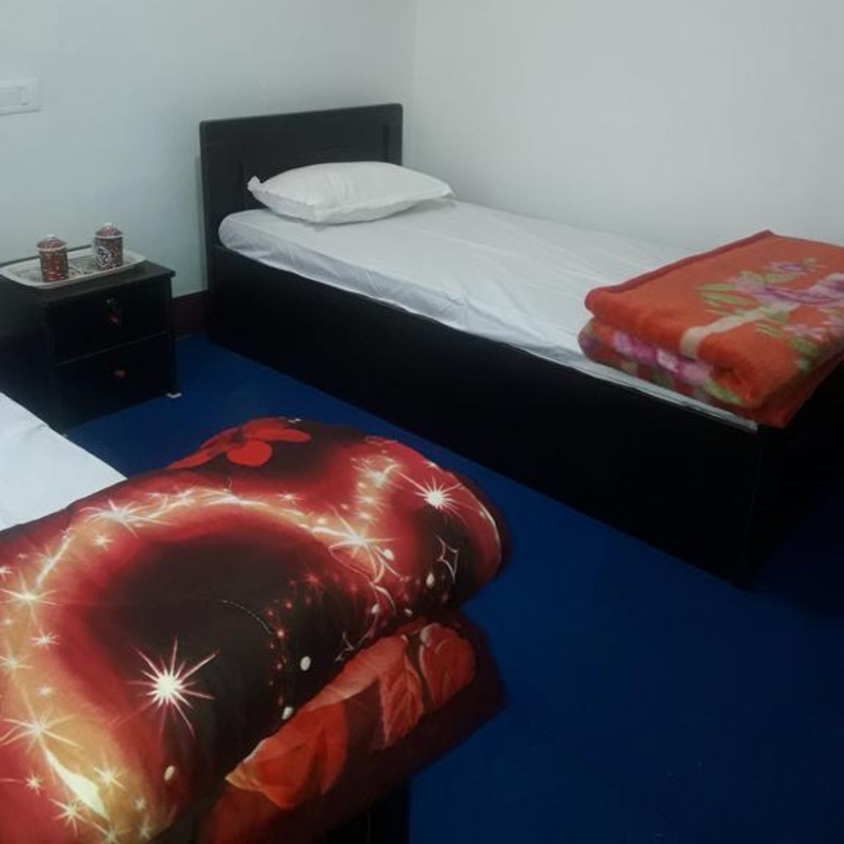 Hotel Happy Home - Tap to explore photos