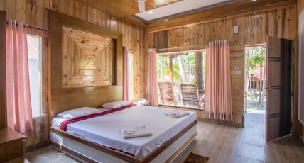 REEF VALLEY RESORT Room Type - Delux Ac Cottage