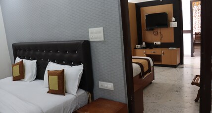 Hotel Pink Park Dormitory and Rooms Room Type - Interconnected Family Suite