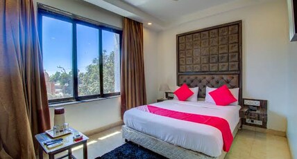 Hotel Sheetal Room Type - Deluxe AC Room