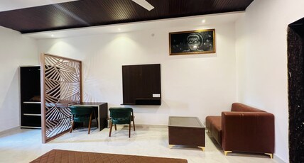 Green Farms Room Type - Maharaja room Green Farms Room Type - Maharaja room