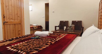 Kavyansh Forest Valley, Dalhousie Room Type - Family Room with Forest View