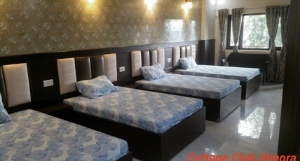 Cottage Club Inn Room Type - 4 Single Bedded Room