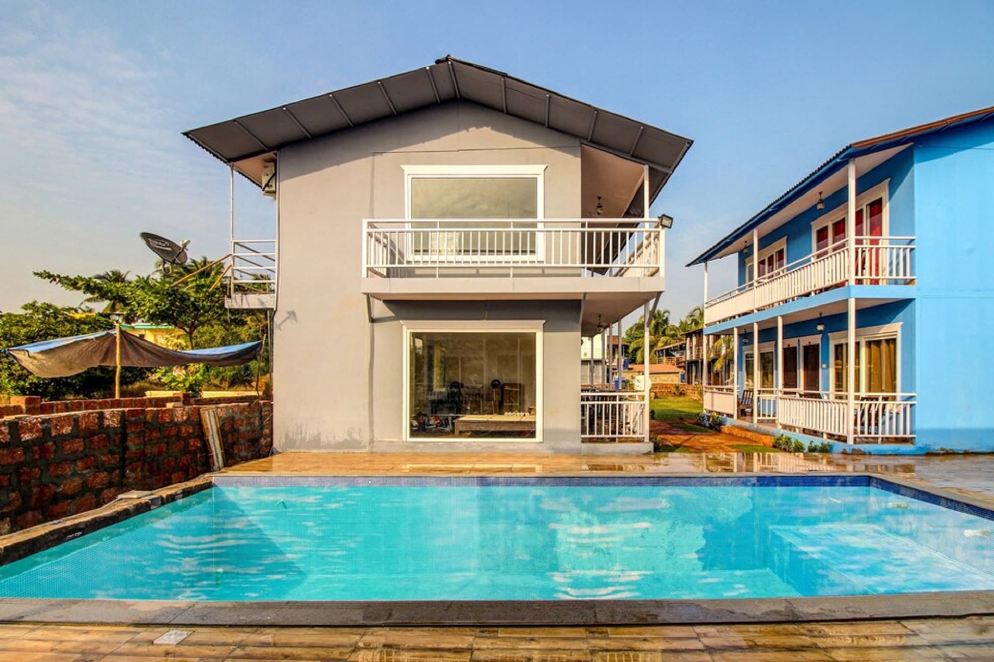 Sea Shell Beach Cottages | Rooms & Wi-Fi - Tap to explore photos