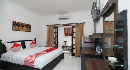 Hotel O Panen House Room Type - Indonesia Deluxe Double