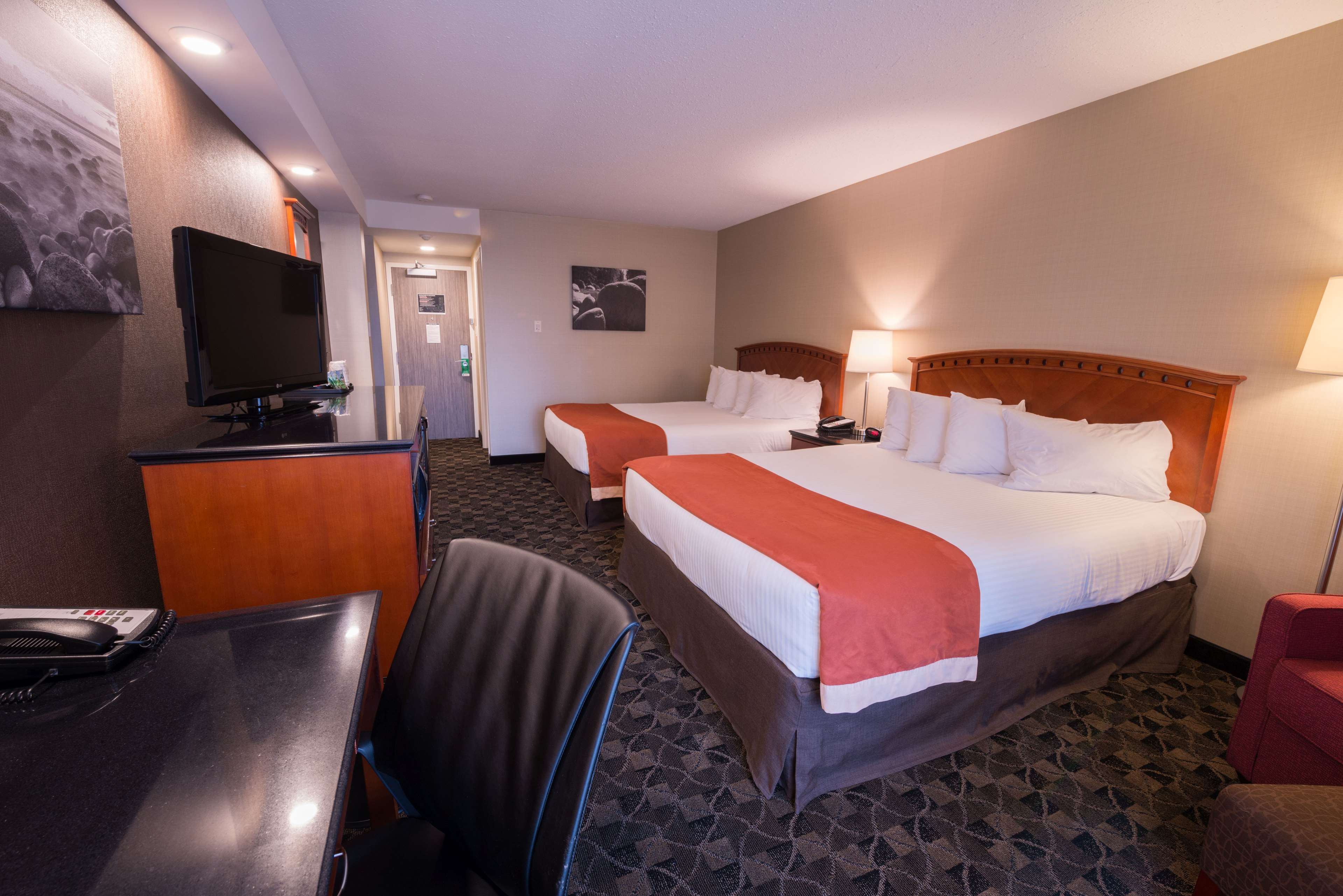 Best Western Northgate Inn - Tap to explore photos