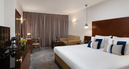 Crowne Plaza Tel Aviv Beach Room Type - 1 King Standard Mid Floor