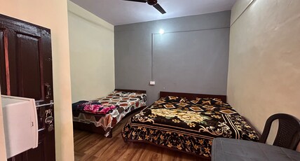Maharaj Homestay kainchi dham Room Type - Bedroom 4