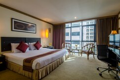 The Tarntawan Hotel Surawong Bangkok 