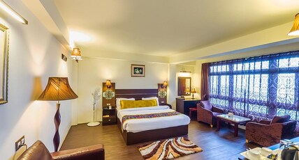 Jain Group Hotel Royal Orchid & Spa Room Type - Royal Executive Room