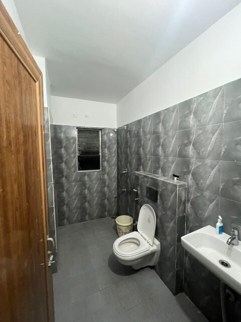 Aura 3BHK Near GS Road - Tap to explore photos
