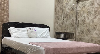 Sky Mountains Guest House Room Type - Deluxe City View Double Room
