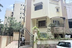 Astha Home Kandivali Bungalow | Rooms & Meals