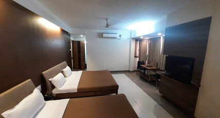 Hotel Gokul Room Type - 4 BED Room AC Room
