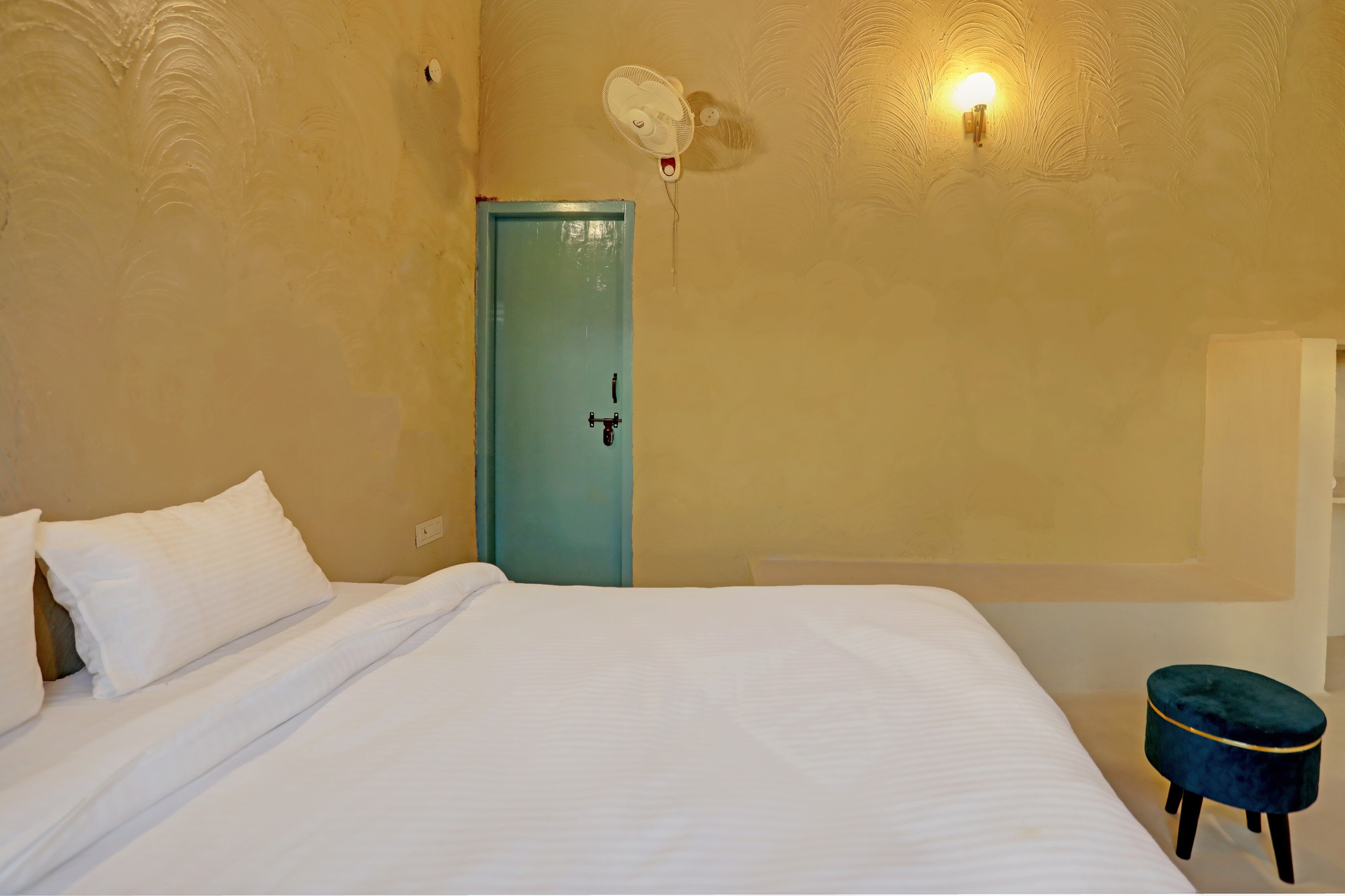 Hotel O THE MUD HOUSE - Tap to explore photos