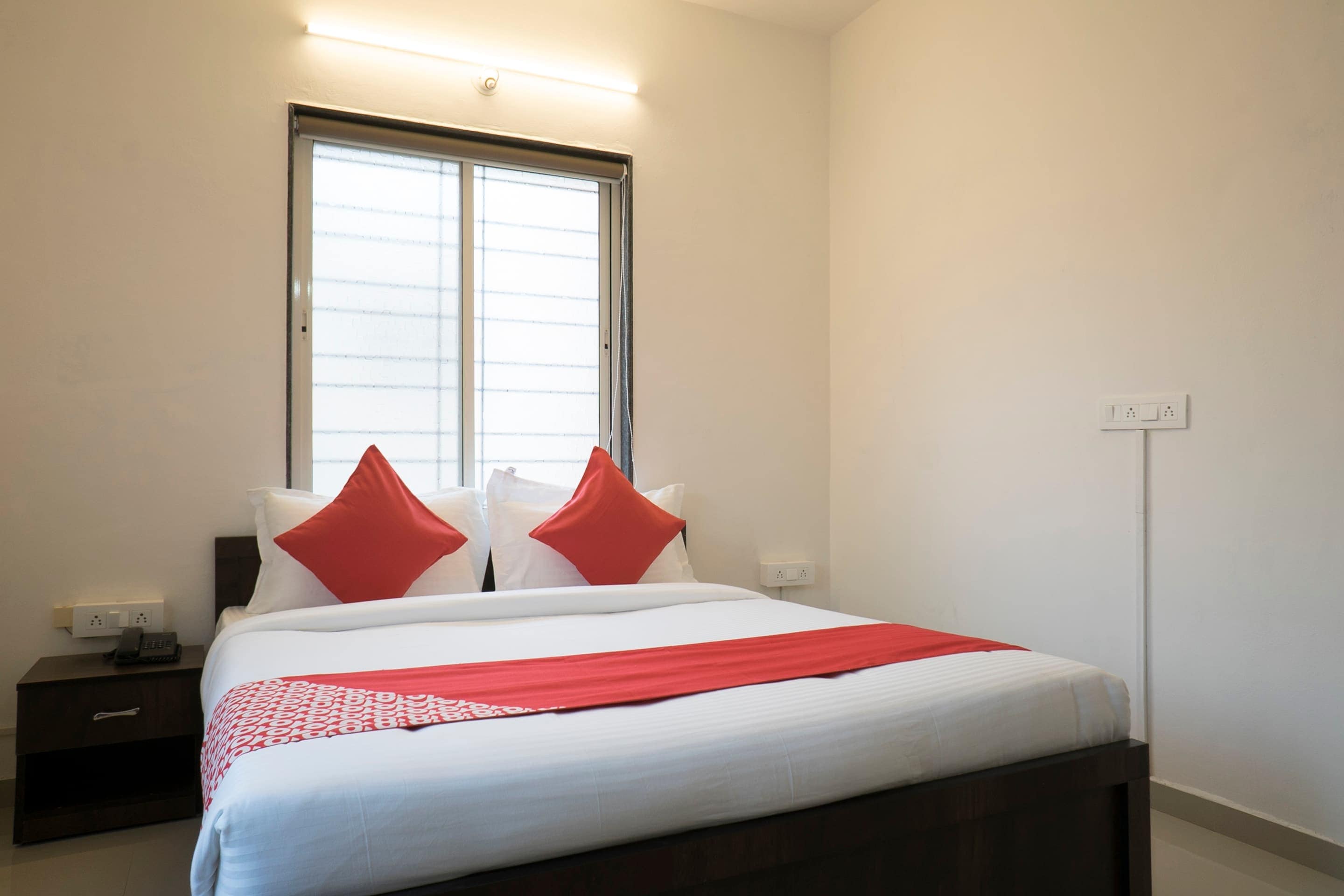 Hotel O RVC Hospitality Near Pune Airport - Tap to explore photos