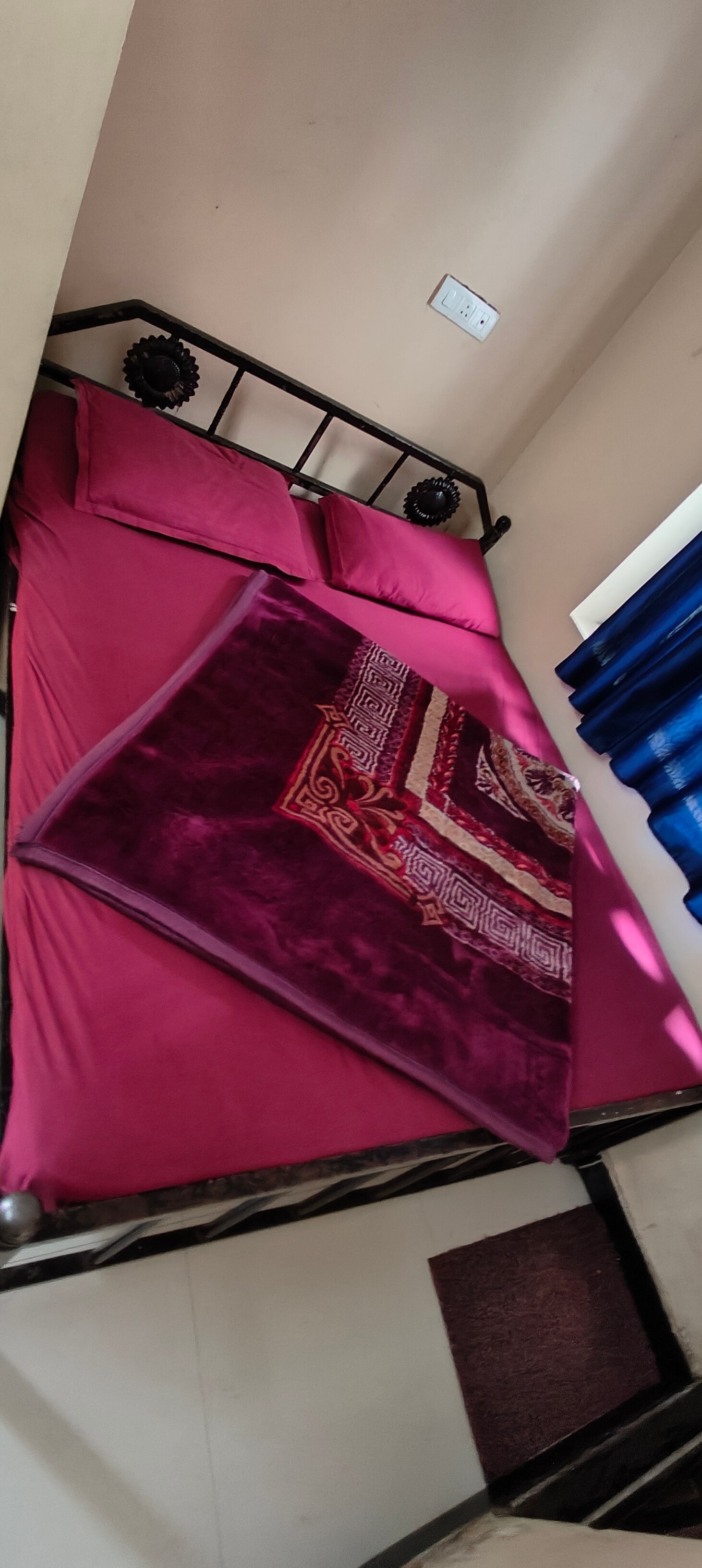 Yamuna rooms and dormitory - Tap to explore photos