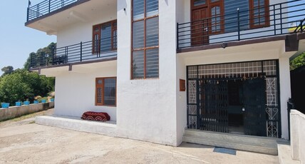 Dalhousie Hideaway 4BR Homestay by Homeyhuts Room Type - Dalhousie Hideaway 4BR Homestay by Homeyhuts