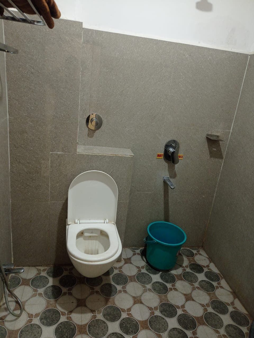 Hotel shri Vallabh kripa - Tap to explore photos