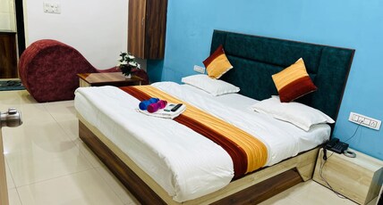 HOTEL VIVANTA Room Type - Deluxe room