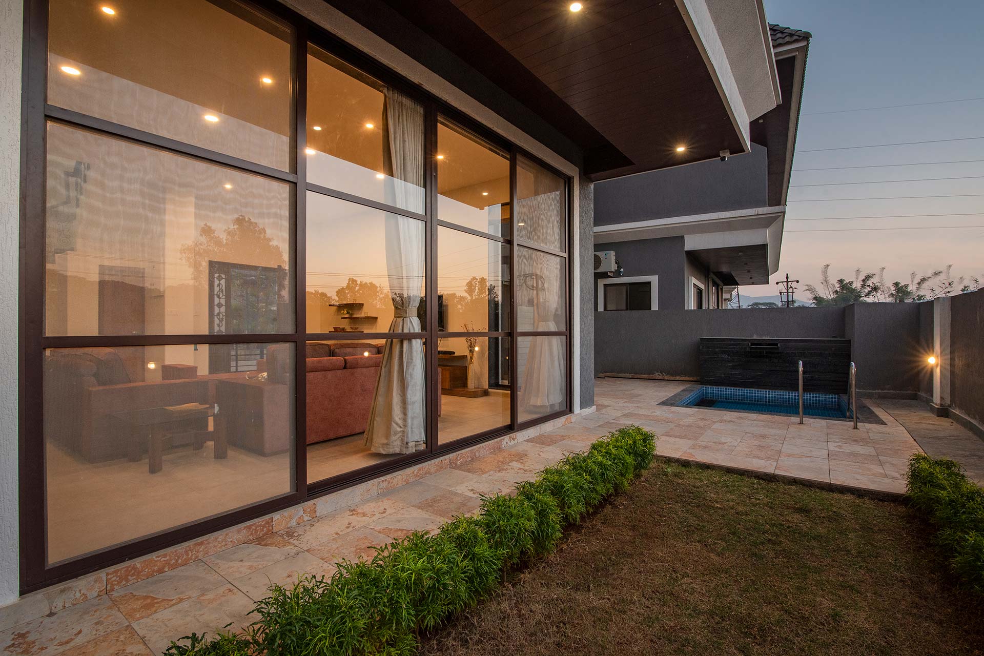 StayVista | Hillside Cove 4 BHK Villa - Tap to explore photos