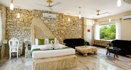 Lohagarh Fort Resort Room Type - Luxury Suite