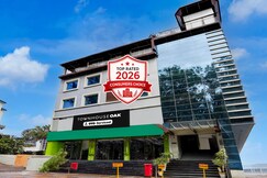 Super Townhouse Oak ONGC Crossway Formerly Hotel Gold Stone Comfort