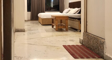 Sea e pearl Room Type - Deluxe sea view ac