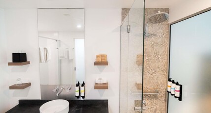 Pullman Palm Cove Sea Temple Resort and Spa Room Type - Studio Spa Room