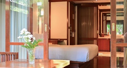 NOVOTEL BOGOR GOLF RESORT Room Type - Superior room 1 king bed with balcony