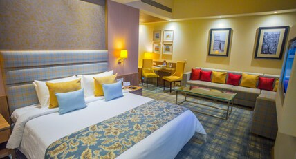 Efcee Sarovar Premiere Bhavnagar Room Type - Executive Suite - Double Bed with Bathtub