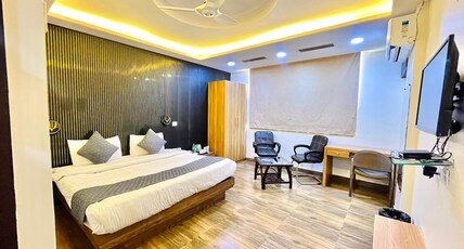 Hotel President Crown Room Type - Deluxe Room with City View Hotel President Crown Room Type - Deluxe Room with City View