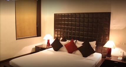 The Seventeen Degree Hotel Room Type - Presidential Suite with Bathtub