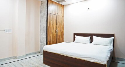 Hotel gurukripa palace  Room Type - Standard Room