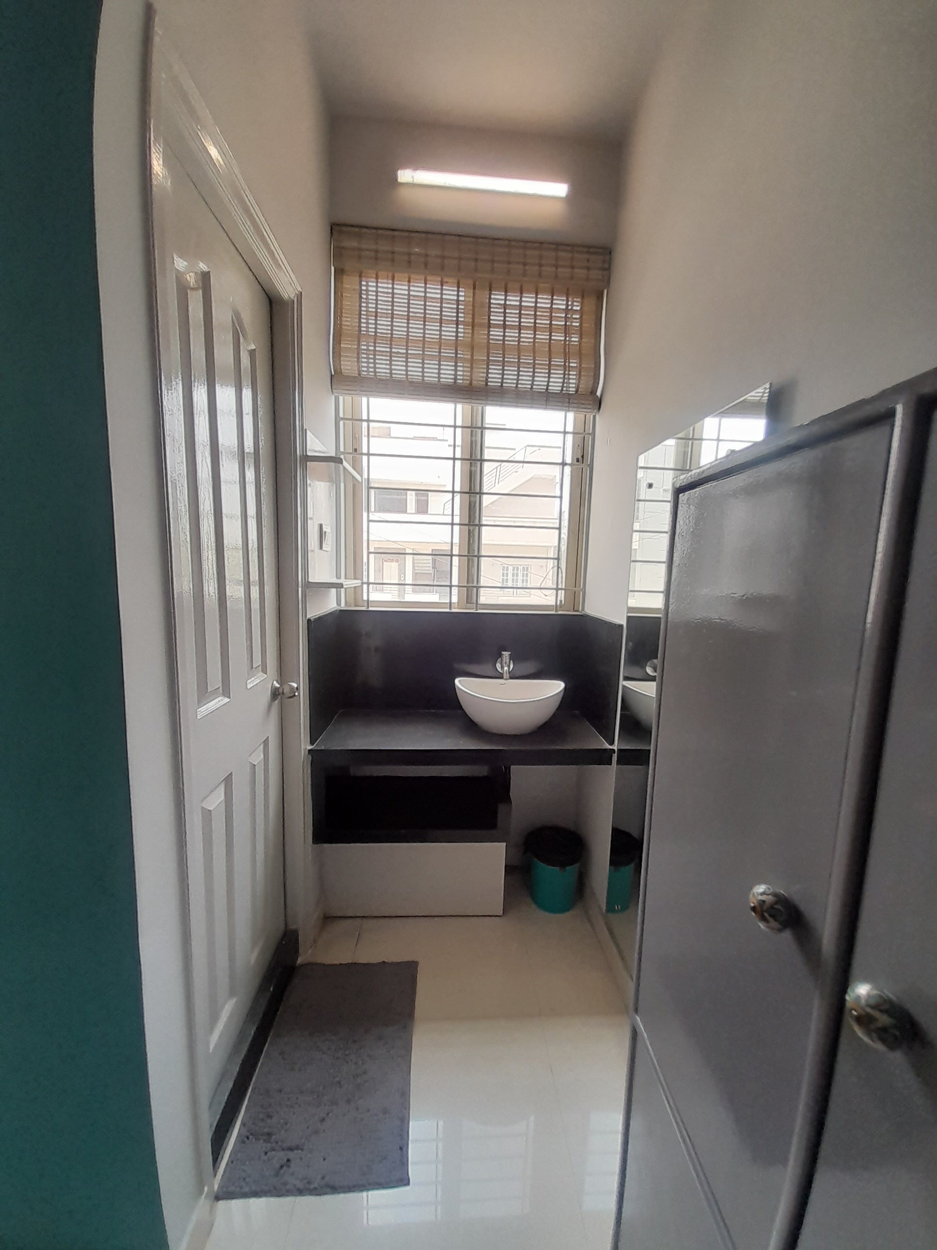 FF21-HBR - Tap to explore photos