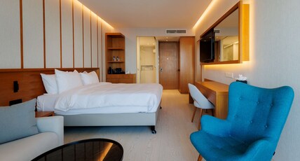 Radisson Beach Resort Larnaca Room Type - Superior Room - Balcony amp; Sea View