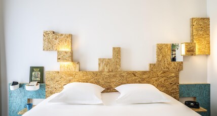 Greet Hotel Rennes Pace Room Type - Pop room with double bed