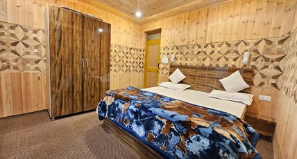 Hotel Snow Crust Room Type - Deluxe Room - Garden View