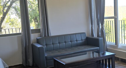 Oak N Ridge Resort Room Type - Super Deluxe Room