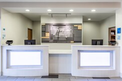 Holiday Inn Express Hotel & Suites Albert Lea - I-35, an IHG Hotel