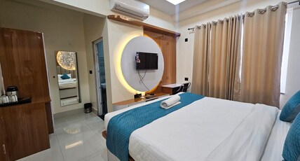 Hotel Sai Paradise Room Type - PREMIUM ROOMS