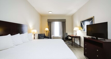 Best Western Sugarland Inn Room Type - 1 King Bed, Non-Smoking, High Speed Internet Access, Microwave And Refrigerator, Coffee Maker, Haird Best Western Sugarland Inn Room Type - 1 King Bed, Non-Smoking, High Speed Internet Access, Microwave And Refrigerator, Coffee Maker, Haird